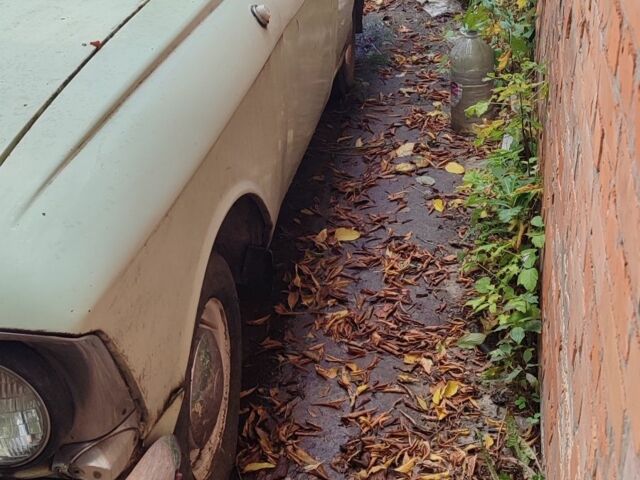 Бежевий Москвич / АЗЛК 412, об'ємом двигуна 0 л та пробігом 167 тис. км за 360 $, фото 4 на Automoto.ua