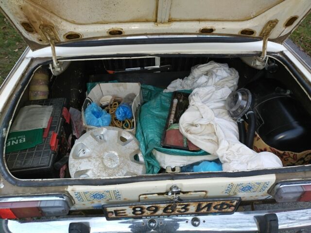 Бежевый Москвич / АЗЛК 412, объемом двигателя 1.5 л и пробегом 80 тыс. км за 238 $, фото 5 на Automoto.ua