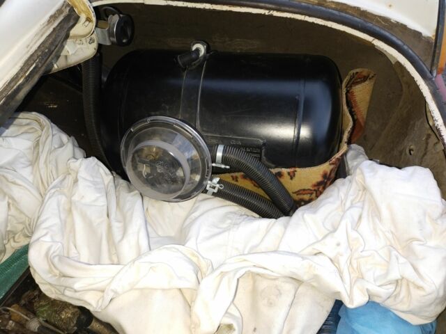 Бежевый Москвич / АЗЛК 412, объемом двигателя 1.5 л и пробегом 80 тыс. км за 238 $, фото 4 на Automoto.ua