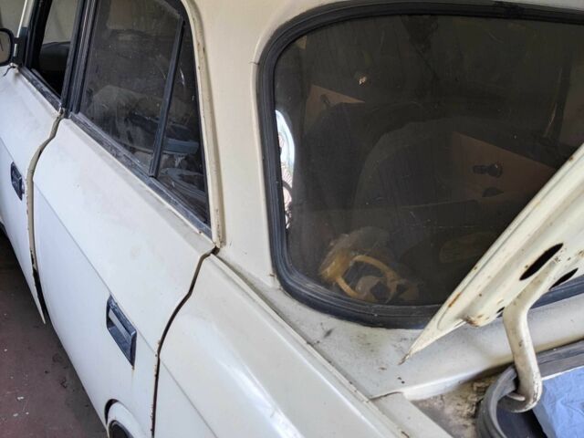 Бежевый Москвич / АЗЛК 412, объемом двигателя 0 л и пробегом 260 тыс. км за 384 $, фото 1 на Automoto.ua