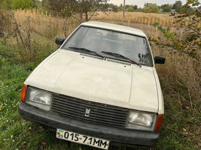 Бежевый Москвич / АЗЛК 412, объемом двигателя 0 л и пробегом 250 тыс. км за 552 $, фото 1 на Automoto.ua