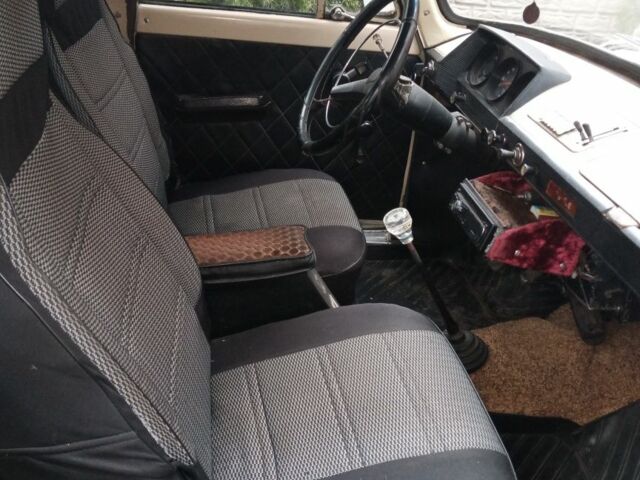 Бежевый Москвич / АЗЛК 412, объемом двигателя 0 л и пробегом 1 тыс. км за 485 $, фото 7 на Automoto.ua