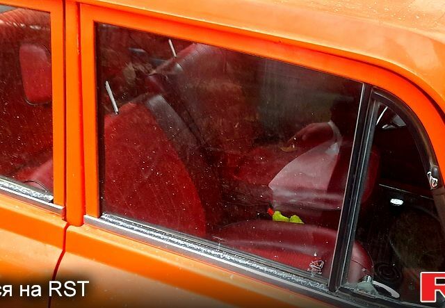 Москвич / АЗЛК 412, объемом двигателя 1.5 л и пробегом 100 тыс. км за 230 $, фото 4 на Automoto.ua