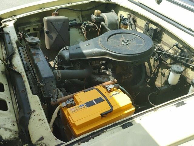 Желтый Москвич / АЗЛК 412, объемом двигателя 0 л и пробегом 300 тыс. км за 596 $, фото 2 на Automoto.ua