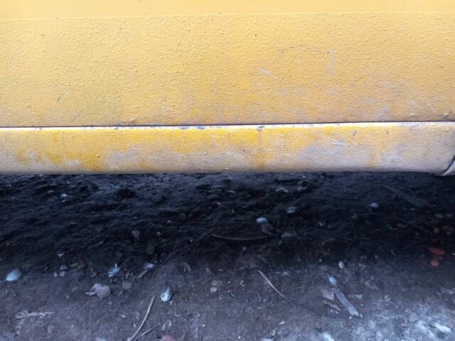 Москвич / АЗЛК 412 1982 в Львове на Automoto.ua Желтый Москвич / АЗЛК 412, объемом двигателя 0 л и пробегом 75 тыс. км за 200 $, фото 6 на Automoto.ua