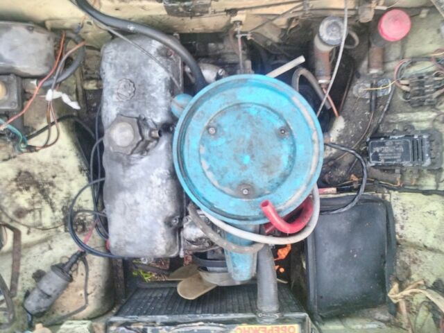 Желтый Москвич / АЗЛК 412, объемом двигателя 1 л и пробегом 280 тыс. км за 185 $, фото 6 на Automoto.ua