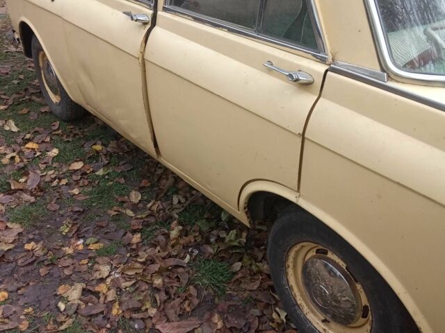 Желтый Москвич / АЗЛК 412, объемом двигателя 1.5 л и пробегом 110 тыс. км за 406 $, фото 10 на Automoto.ua