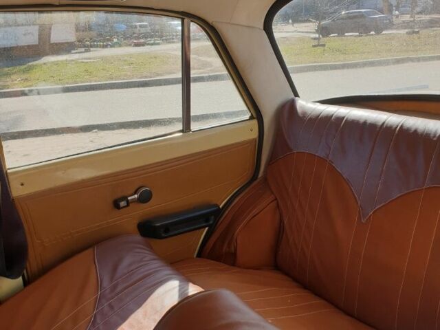 Желтый Москвич / АЗЛК 412, объемом двигателя 1.5 л и пробегом 73 тыс. км за 713 $, фото 5 на Automoto.ua