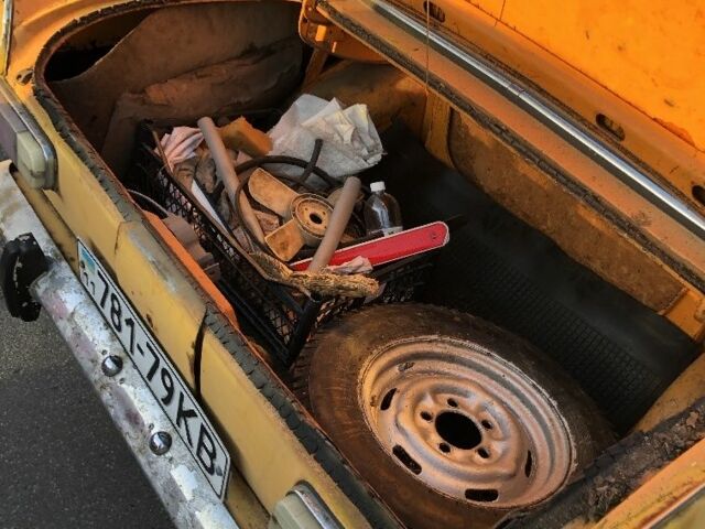 Жовтий Москвич / АЗЛК 412, об'ємом двигуна 1.5 л та пробігом 76 тис. км за 219 $, фото 3 на Automoto.ua