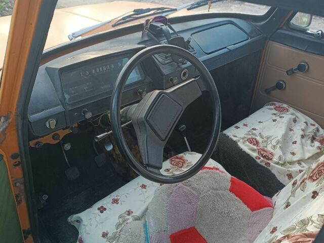 Желтый Москвич / АЗЛК 412, объемом двигателя 2.45 л и пробегом 942 тыс. км за 405 $, фото 6 на Automoto.ua