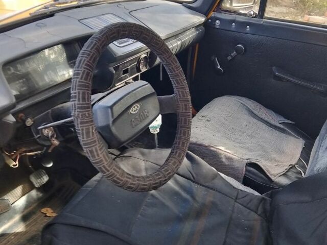 Жовтий Москвич / АЗЛК 412, об'ємом двигуна 0 л та пробігом 95 тис. км за 288 $, фото 4 на Automoto.ua