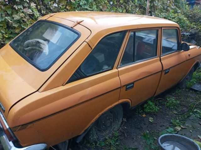Желтый Москвич / АЗЛК 412, объемом двигателя 0 л и пробегом 200 тыс. км за 360 $, фото 2 на Automoto.ua