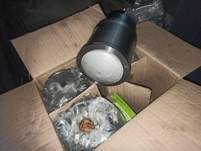 Синий Москвич / АЗЛК 412, объемом двигателя 1.5 л и пробегом 350 тыс. км за 750 $, фото 7 на Automoto.ua