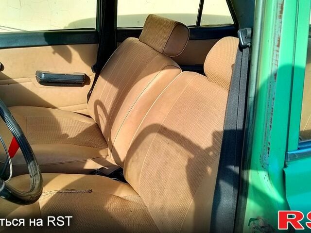 Зеленый Москвич / АЗЛК 412, объемом двигателя 1.4 л и пробегом 132 тыс. км за 250 $, фото 5 на Automoto.ua