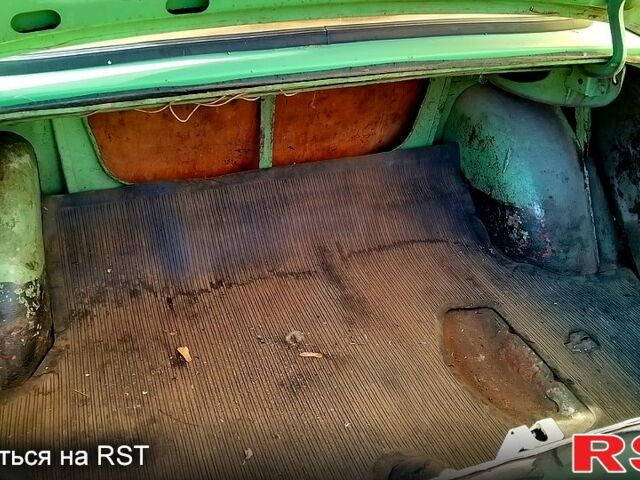 Зеленый Москвич / АЗЛК 412, объемом двигателя 1.4 л и пробегом 132 тыс. км за 250 $, фото 3 на Automoto.ua