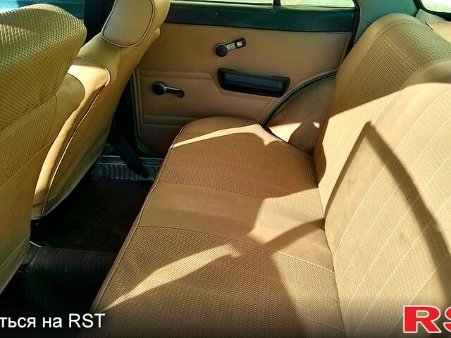 Зеленый Москвич / АЗЛК 412, объемом двигателя 1.4 л и пробегом 132 тыс. км за 250 $, фото 4 на Automoto.ua