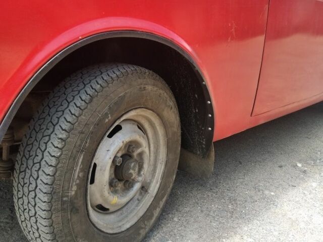 Червоний Москвич / АЗЛК Інша, об'ємом двигуна 1.5 л та пробігом 300 тис. км за 650 $, фото 2 на Automoto.ua