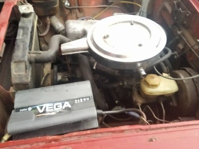 Червоний Москвич / АЗЛК Інша, об'ємом двигуна 1.5 л та пробігом 300 тис. км за 650 $, фото 4 на Automoto.ua