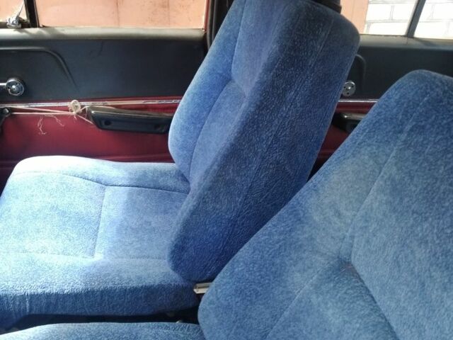 Червоний Москвич / АЗЛК Інша, об'ємом двигуна 1.5 л та пробігом 300 тис. км за 650 $, фото 3 на Automoto.ua