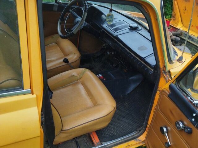 Желтый Москвич / АЗЛК Другая, объемом двигателя 0 л и пробегом 1000 тыс. км за 291 $, фото 4 на Automoto.ua