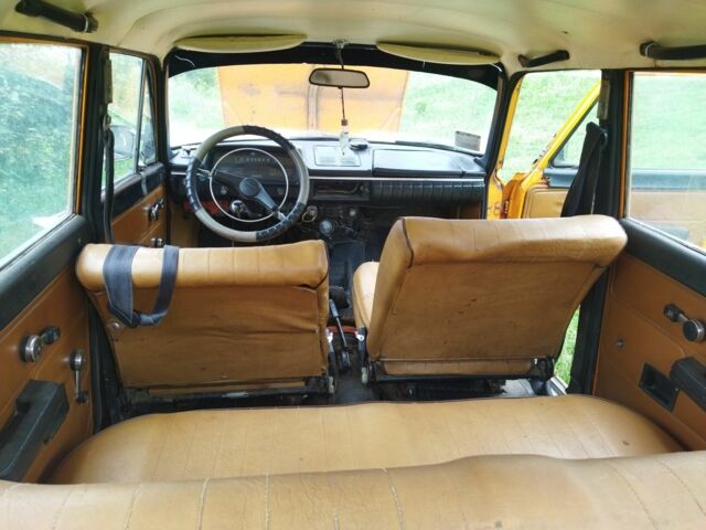 Желтый Москвич / АЗЛК Другая, объемом двигателя 0 л и пробегом 1000 тыс. км за 291 $, фото 6 на Automoto.ua