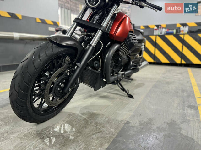 Червоний Мото Гуззі Каліфорнія, об'ємом двигуна 1.4 л та пробігом 36 тис. км за 15900 $, фото 6 на Automoto.ua