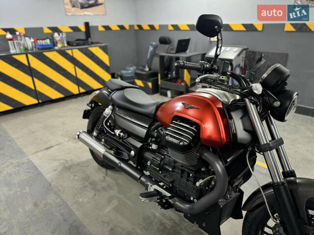 Червоний Мото Гуззі Каліфорнія, об'ємом двигуна 1.4 л та пробігом 36 тис. км за 15900 $, фото 3 на Automoto.ua