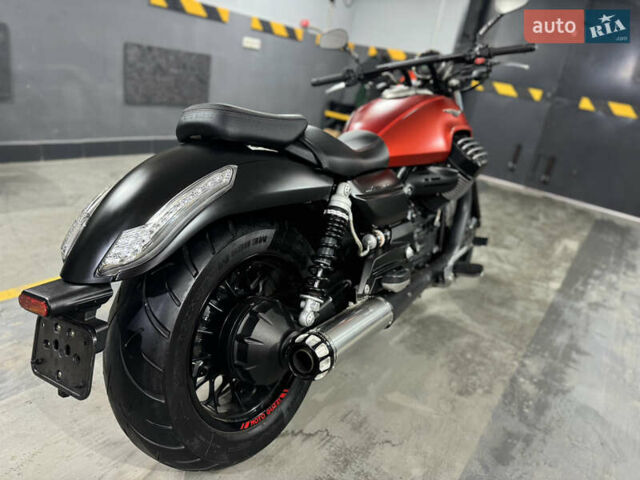 Червоний Мото Гуззі Каліфорнія, об'ємом двигуна 1.4 л та пробігом 36 тис. км за 15900 $, фото 8 на Automoto.ua