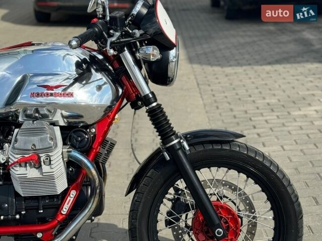 Красный Мото Гуззи В7 Рэсер, объемом двигателя 0.75 л и пробегом 8 тыс. км за 7499 $, фото 12 на Automoto.ua