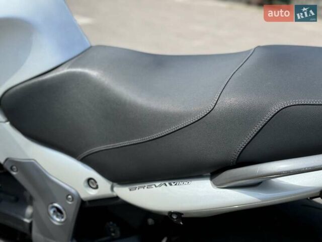 Мото Гуззі Breva V 1100, об'ємом двигуна 0 л та пробігом 53 тис. км за 5400 $, фото 6 на Automoto.ua