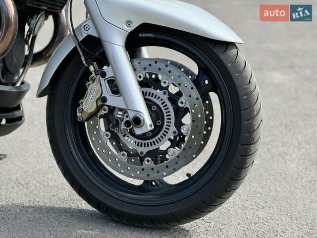 Мото Гуззі Breva V 1100, об'ємом двигуна 0 л та пробігом 53 тис. км за 5400 $, фото 11 на Automoto.ua