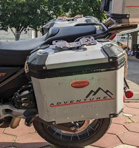 Мото Гуззі V85TT, об'ємом двигуна 0 л та пробігом 14 тис. км за 11998 $, фото 14 на Automoto.ua