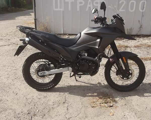Серый Мустанг 250, объемом двигателя 0.25 л и пробегом 7 тыс. км за 1564 $, фото 6 на Automoto.ua