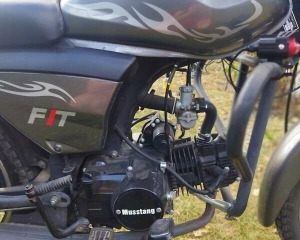 Мустанг Alfa Fit MT 125-8 2023 в Камень-Каширский на Automoto.ua Серый Мустанг Alfa Fit MT 125-8, объемом двигателя 0.12 л и пробегом 2 тыс. км за 430 $, фото 5 на Automoto.ua