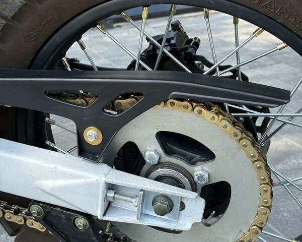 Серый Мустанг Challenge GT 250, объемом двигателя 0.25 л и пробегом 4 тыс. км за 1269 $, фото 3 на Automoto.ua
