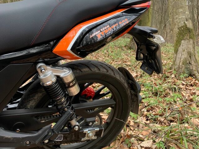 Мустанг Другая, объемом двигателя 0 л и пробегом 0 тыс. км за 1150 $, фото 2 на Automoto.ua