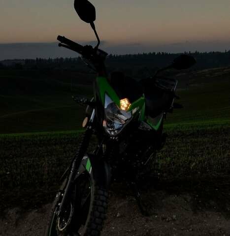 Мустанг Fosti 150 2024 в Хмельницком на Automoto.ua Черный Мустанг Fosti 150, объемом двигателя 0 л и пробегом 2 тыс. км за 901 $, фото 5 на Automoto.ua