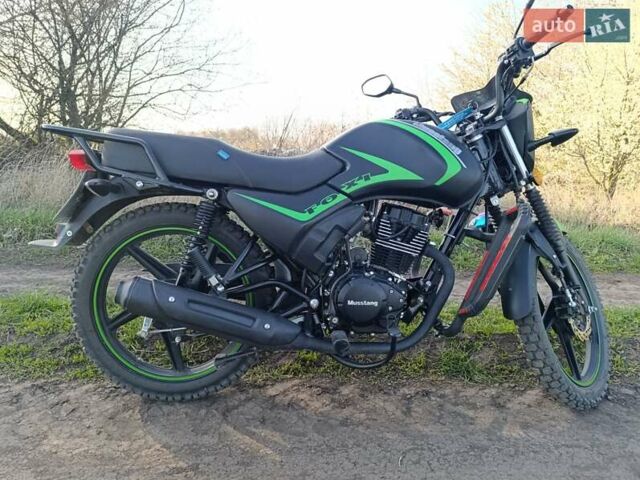 Мустанг Fosti 150 2024 в Хмельницком на Automoto.ua Черный Мустанг Fosti 150, объемом двигателя 0 л и пробегом 2 тыс. км за 901 $, фото 4 на Automoto.ua