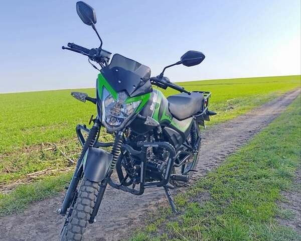 Мустанг Fosti 150 2024 в Хмельницком на Automoto.ua Черный Мустанг Fosti 150, объемом двигателя 0 л и пробегом 2 тыс. км за 901 $, фото 1 на Automoto.ua