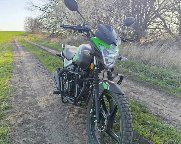 Мустанг Fosti 150 2024 в Хмельницком на Automoto.ua Черный Мустанг Fosti 150, объемом двигателя 0 л и пробегом 2 тыс. км за 901 $, фото 2 на Automoto.ua