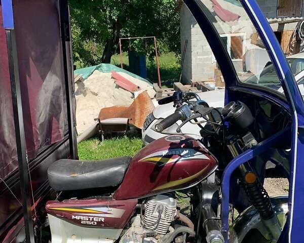 Красный Мустанг MT250ZH-4V, объемом двигателя 0 л и пробегом 7 тыс. км за 1365 $, фото 8 на Automoto.ua