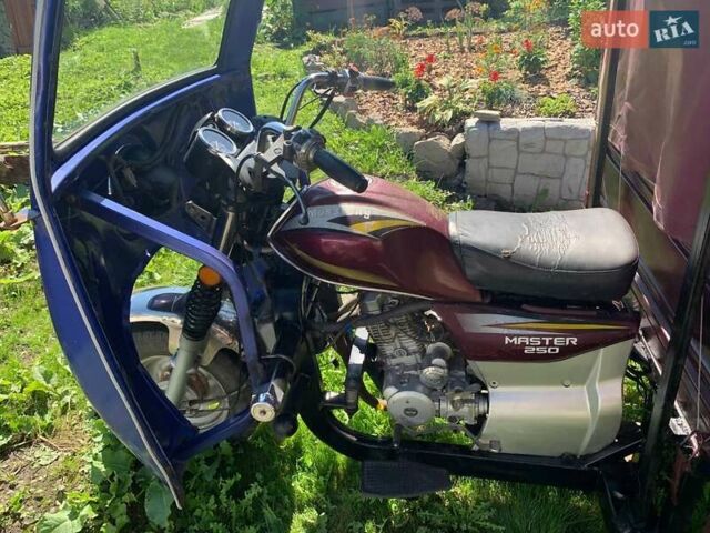 Красный Мустанг MT250ZH-4V, объемом двигателя 0 л и пробегом 7 тыс. км за 1365 $, фото 4 на Automoto.ua