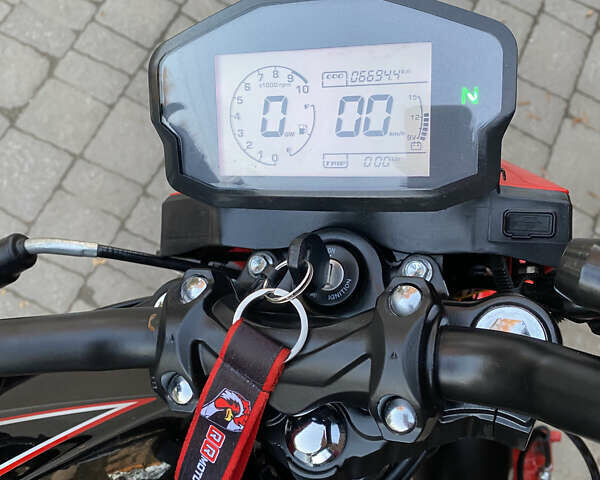 Черный Мустанг XTREET 250, объемом двигателя 0.22 л и пробегом 7 тыс. км за 1150 $, фото 5 на Automoto.ua