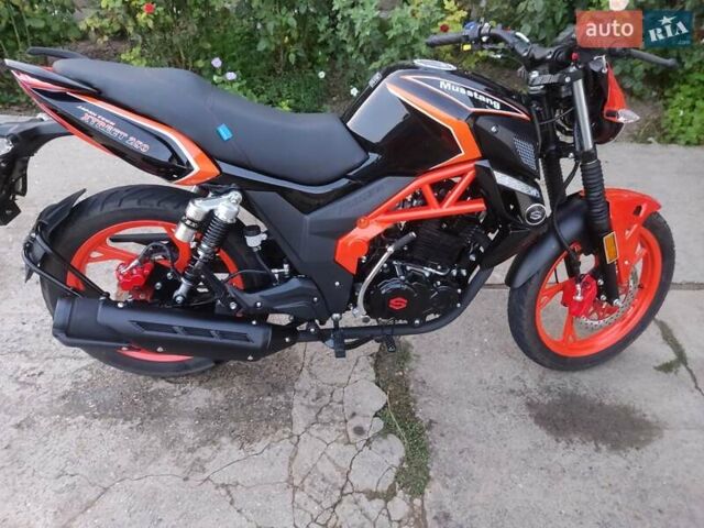 Черный Мустанг XTREET 250, объемом двигателя 0.22 л и пробегом 4 тыс. км за 1200 $, фото 3 на Automoto.ua