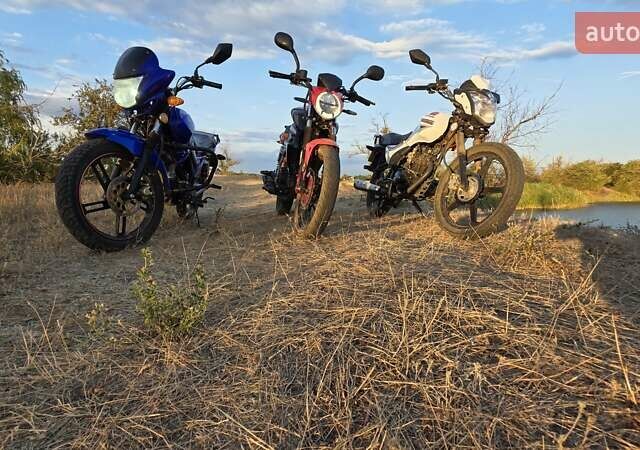 Черный Мустанг XTREET 250, объемом двигателя 0 л и пробегом 14 тыс. км за 1000 $, фото 3 на Automoto.ua