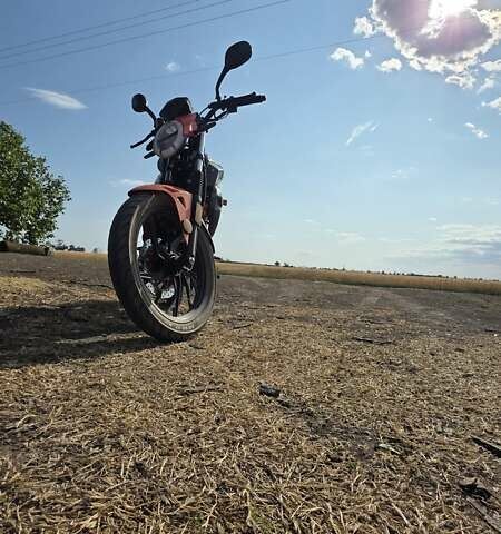 Черный Мустанг XTREET 250, объемом двигателя 0 л и пробегом 14 тыс. км за 1000 $, фото 7 на Automoto.ua