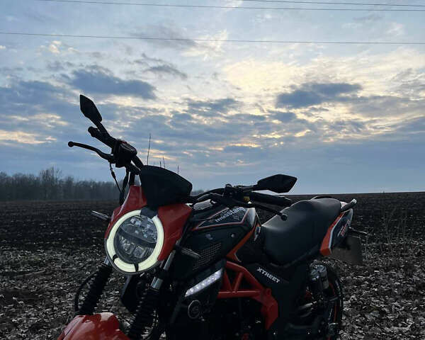 Чорний Мустанг XTREET 250, об'ємом двигуна 0.25 л та пробігом 11 тис. км за 1150 $, фото 1 на Automoto.ua