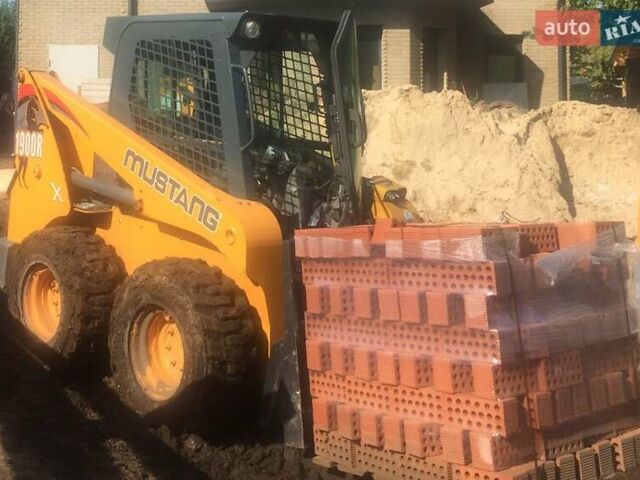 Mustang 2056 2015 в Днепре (Днепропетровске) на Automoto.ua Желтый Mustang 2056, объемом двигателя 3.3 л и пробегом 1 тыс. км за 35100 $, фото 7 на Automoto.ua