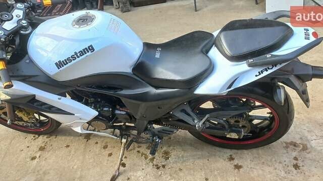 Mustang BL 2015 у Хусте на Automoto.ua Білий Mustang BL, об'ємом двигуна 0 л та пробігом 9 тис. км за 800 $, фото 3 на Automoto.ua