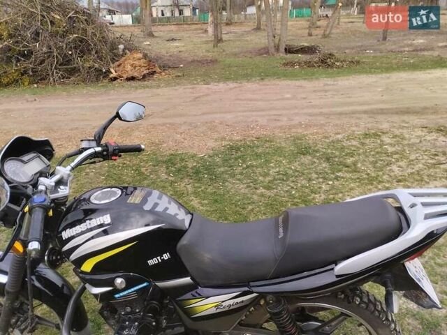 Черный Mustang BL, объемом двигателя 0 л и пробегом 0 тыс. км за 844 $, фото 4 на Automoto.ua